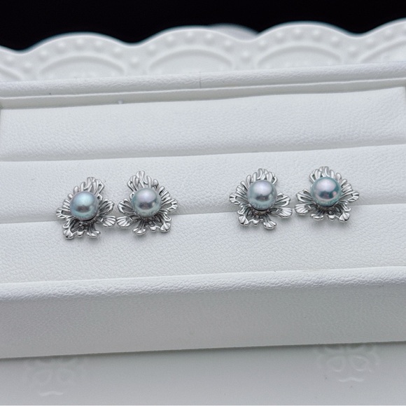 E242 S925 Handmade Akoya Sea Pearl Earrings - Picture 4 of 5